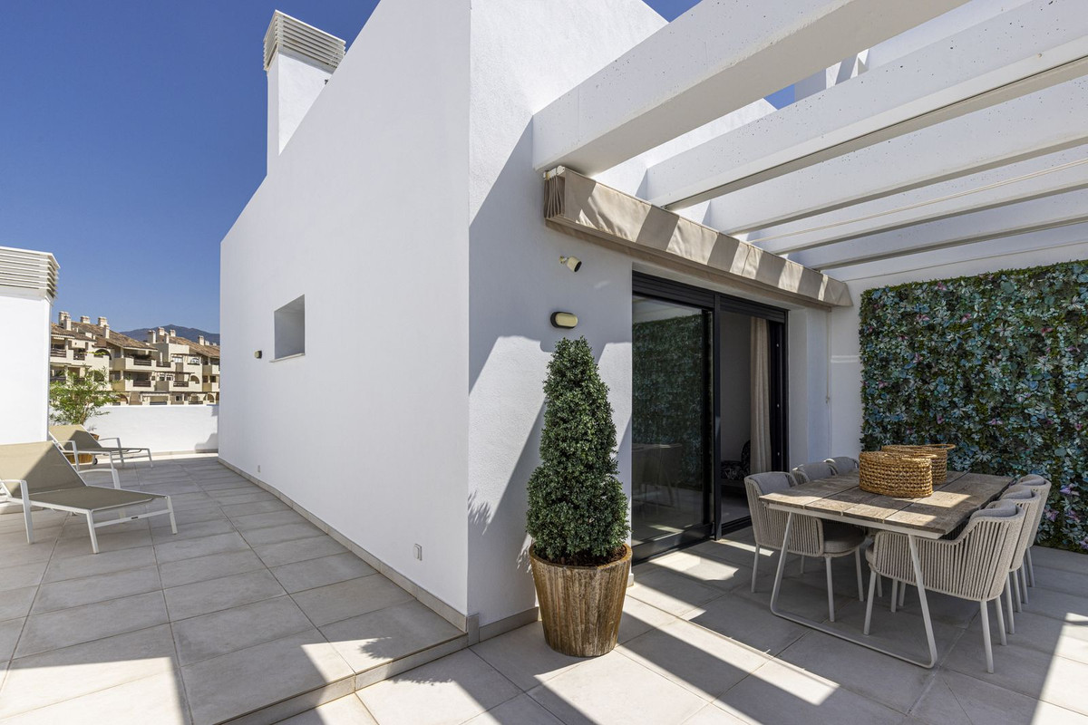 Appartement te koop in El Paraiso | 2 slaapkamers H5121592