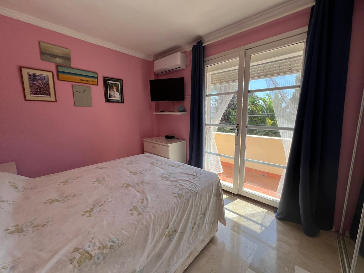 Appartement te koop in El Paraiso | 2 slaapkamers H5121997