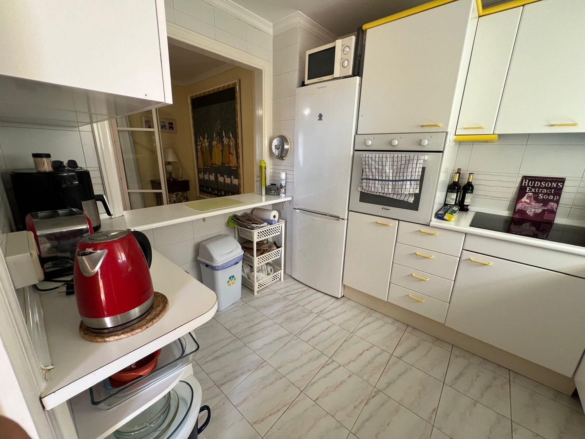 Appartement te koop in El Paraiso | 2 slaapkamers H5121997