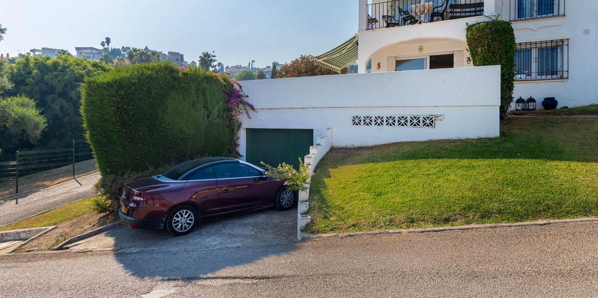 Appartement te koop in El Paraiso | 2 slaapkamers H5123926