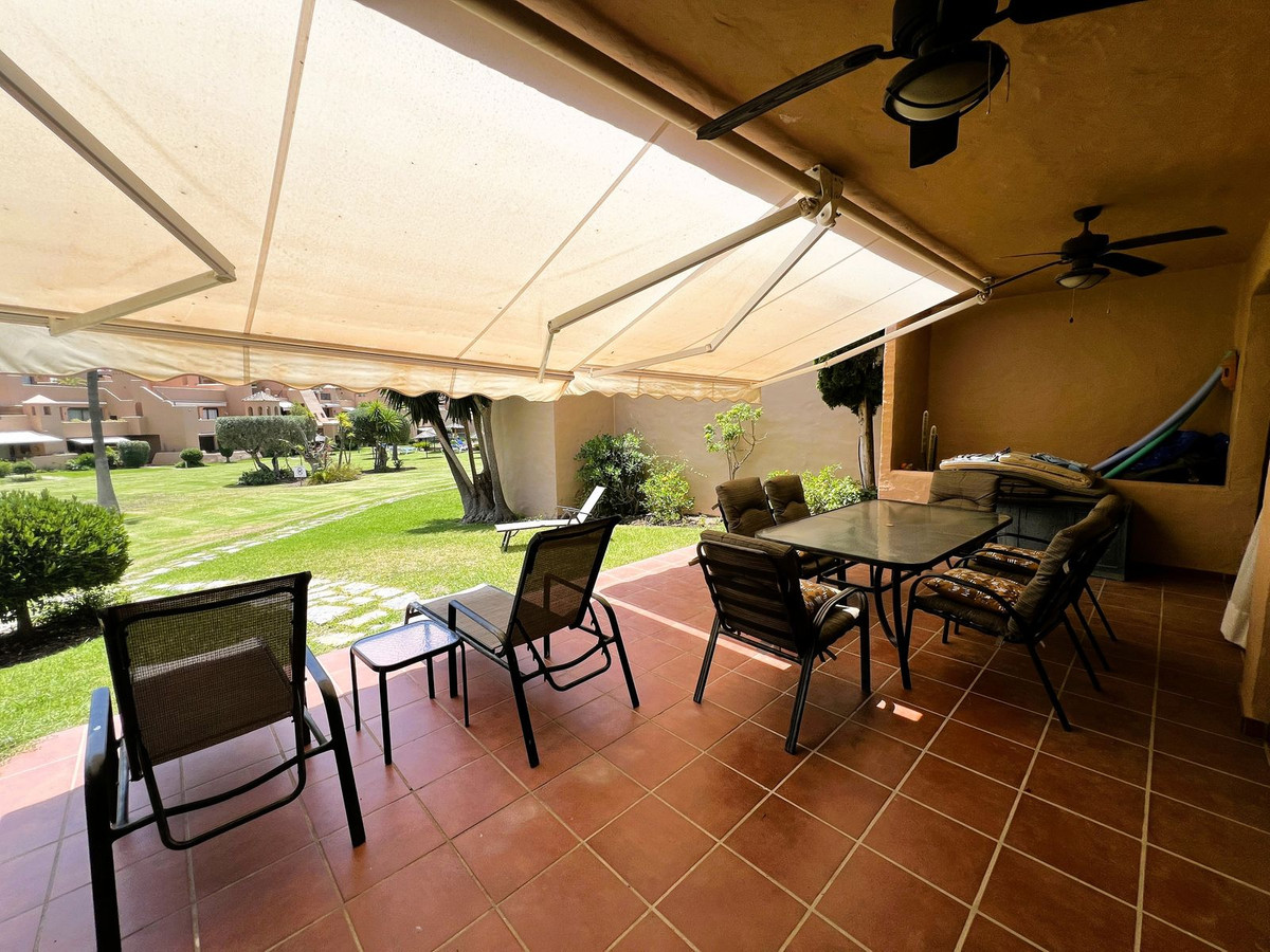 Appartement te koop in El Paraiso | 2 slaapkamers H5125240