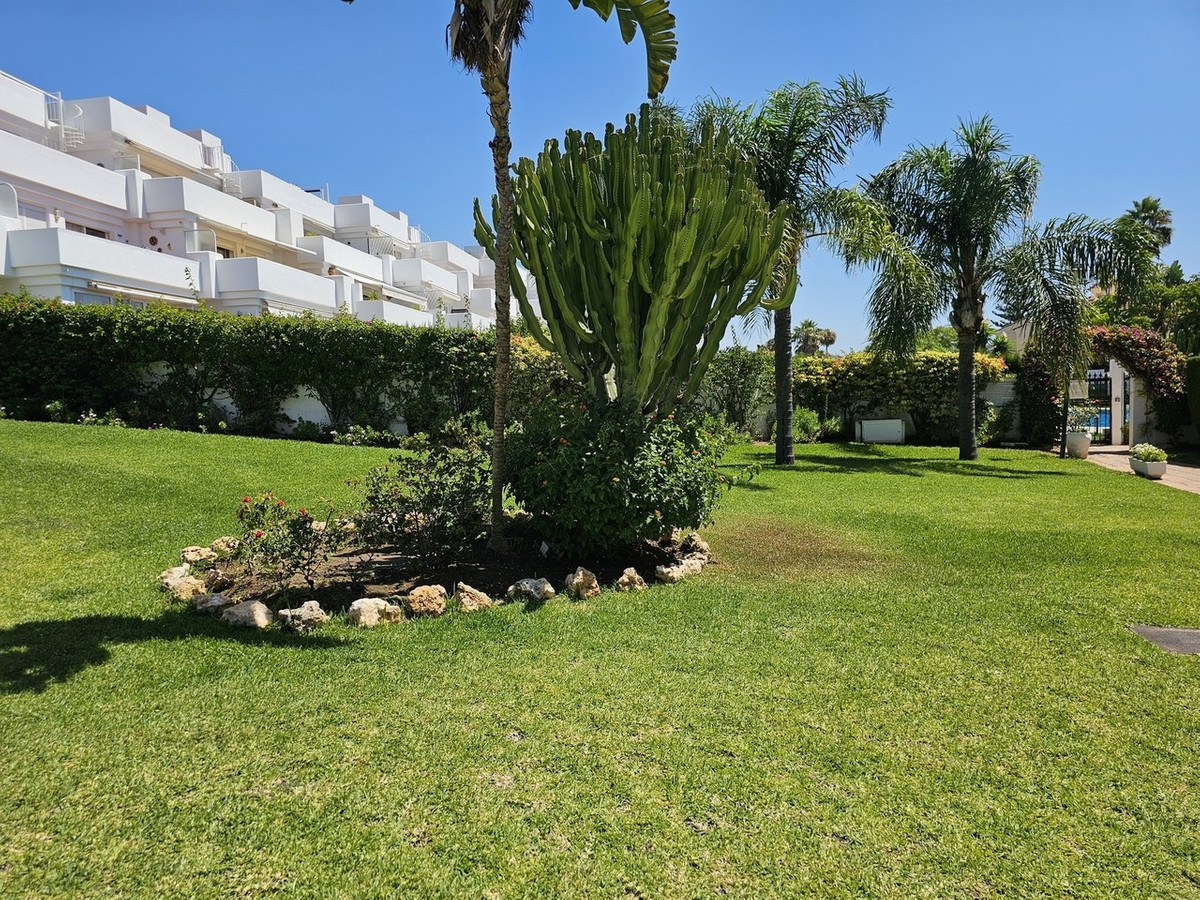 Appartement te koop in El Paraiso | 2 slaapkamers H5127775
