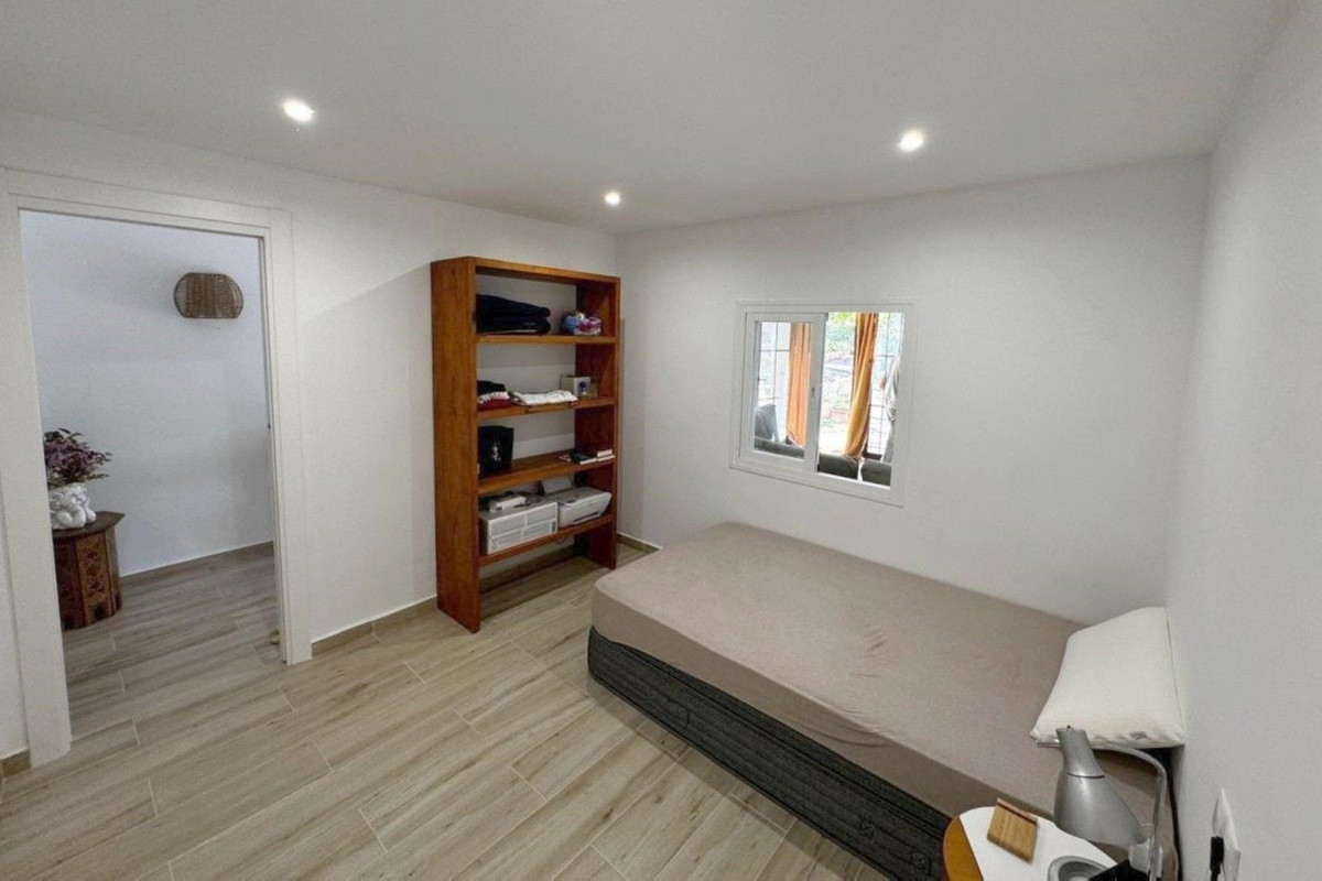 Appartement te koop in El Paraiso | 2 slaapkamers H5128867