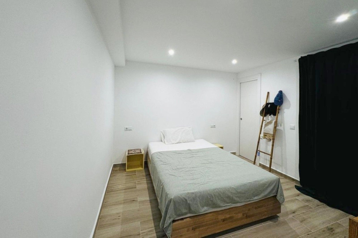 Appartement te koop in El Paraiso | 2 slaapkamers H5128867