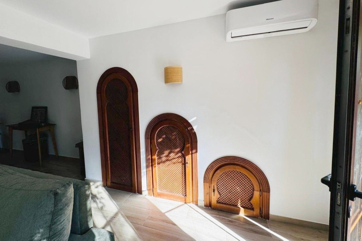 Appartement te koop in El Paraiso | 2 slaapkamers H5128867