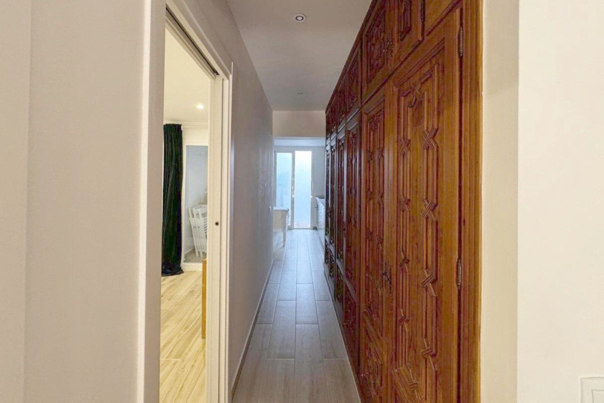 Appartement te koop in El Paraiso | 2 slaapkamers H5128867