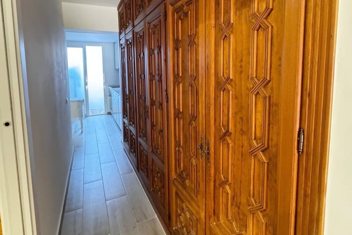 Appartement te koop in El Paraiso | 2 slaapkamers H5128867