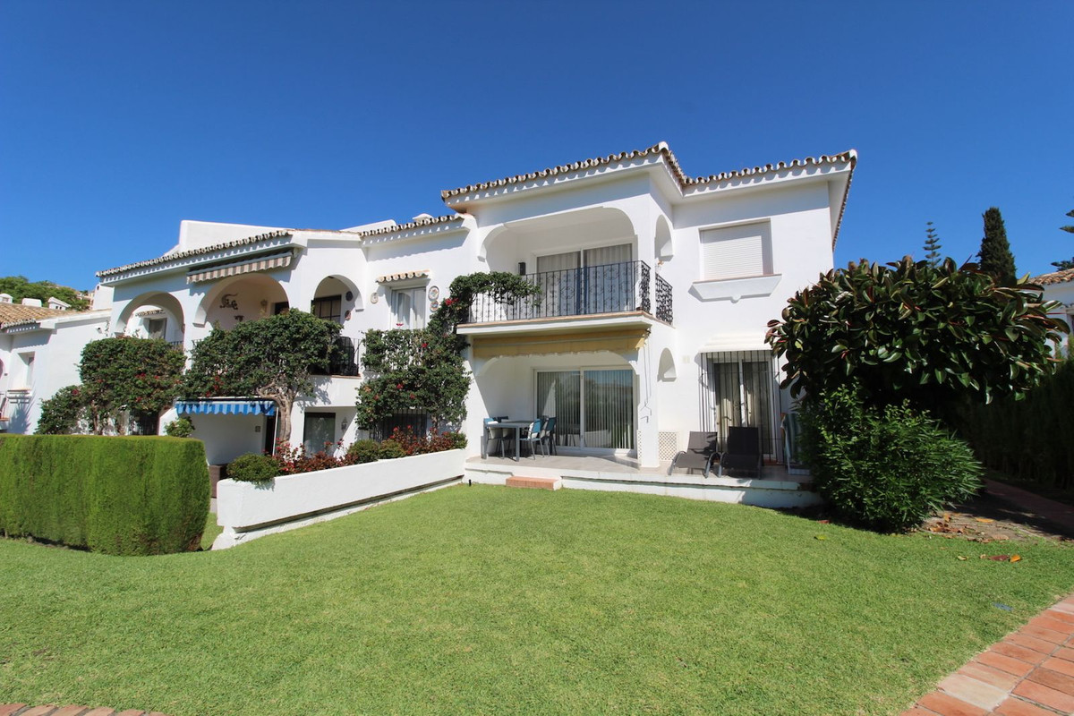 Appartement te koop in El Paraiso | 2 slaapkamers H5129761
