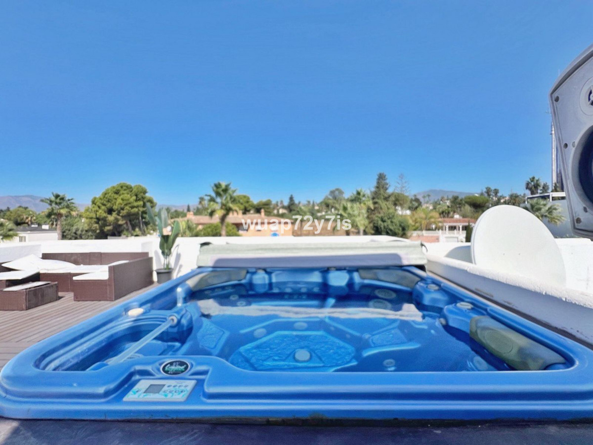 Penthouse te koop in El Paraiso | 2 slaapkamers H5142793