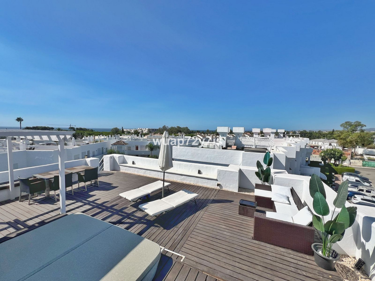 Penthouse te koop in El Paraiso | 2 slaapkamers H5142793