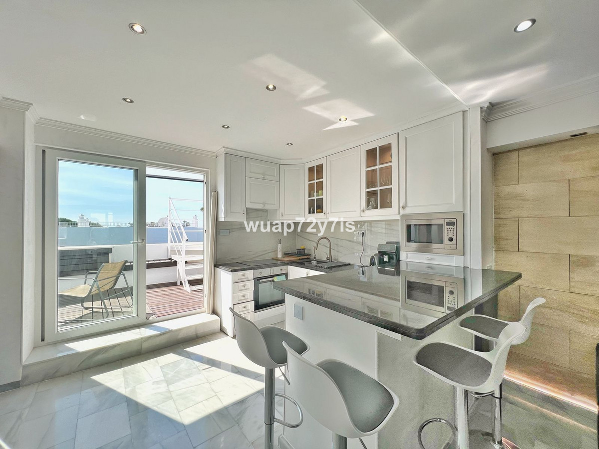 Penthouse te koop in El Paraiso | 2 slaapkamers H5142793