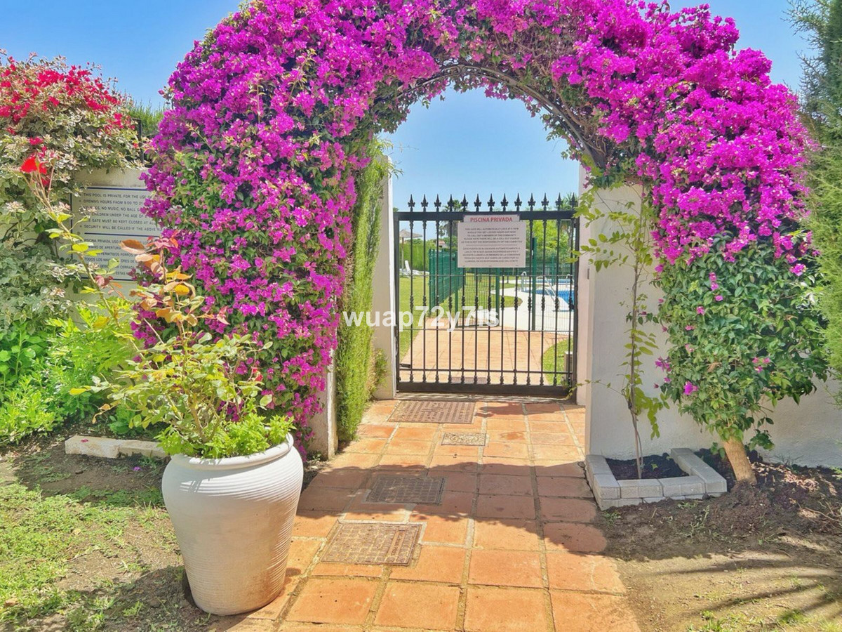 Penthouse te koop in El Paraiso | 2 slaapkamers H5142793