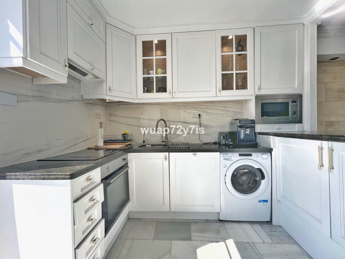 Penthouse te koop in El Paraiso | 2 slaapkamers H5142793