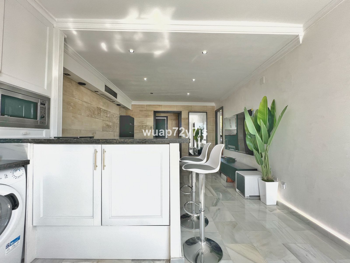 Penthouse te koop in El Paraiso | 2 slaapkamers H5142793
