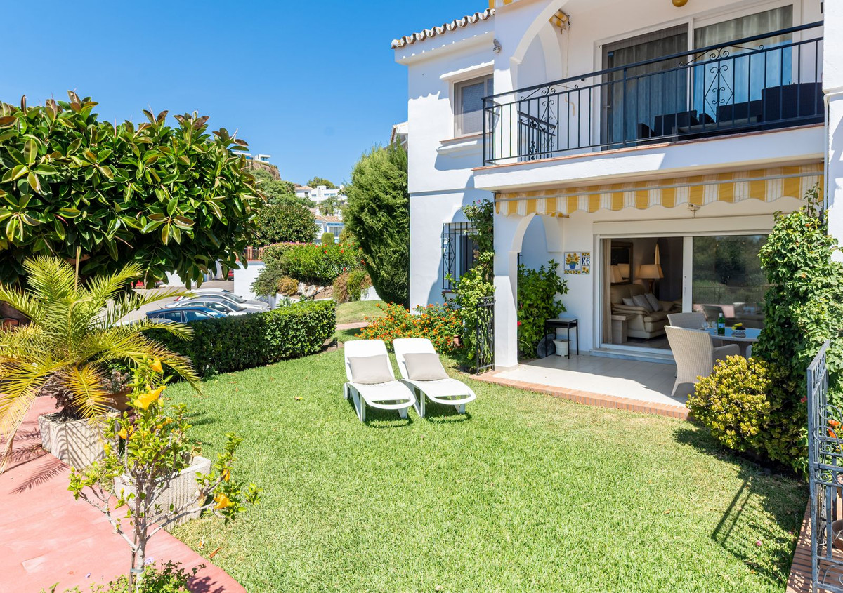 Appartement te koop in El Paraiso | 2 slaapkamers H5146621