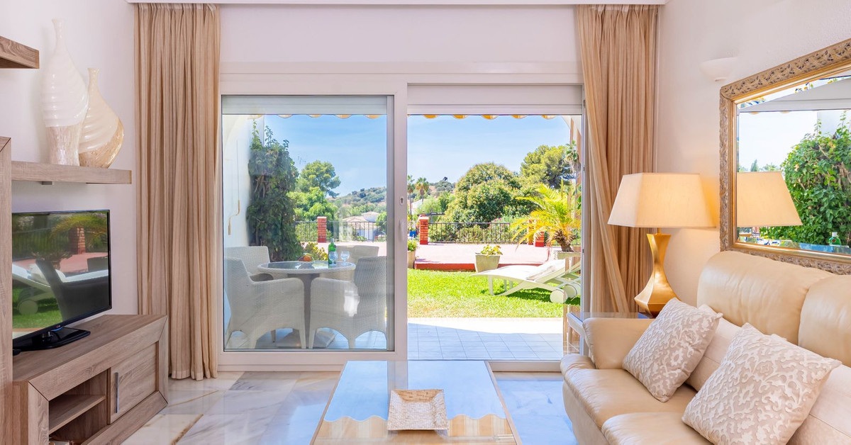 Appartement te koop in El Paraiso | 2 slaapkamers H5146621