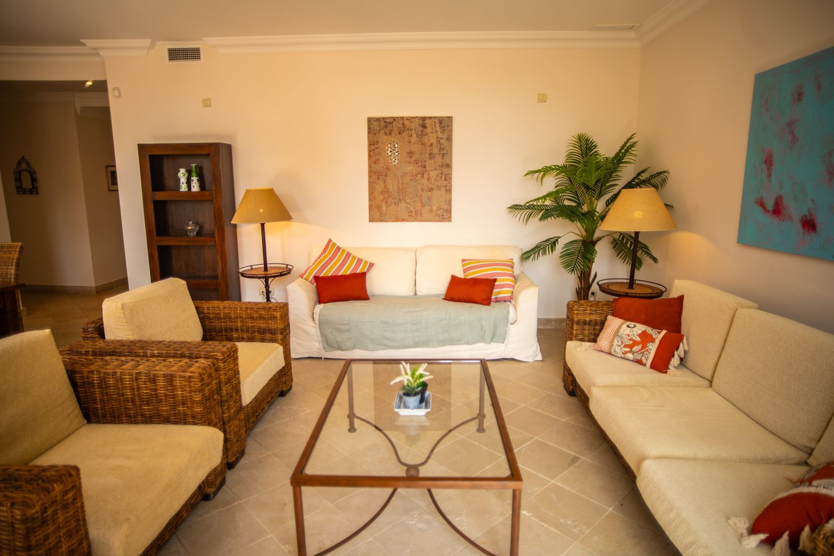 Appartement te koop in El Paraiso | 2 slaapkamers H5146948