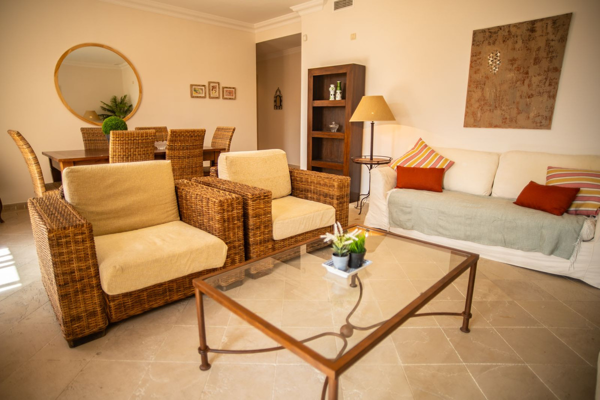 Appartement te koop in El Paraiso | 2 slaapkamers H5146948