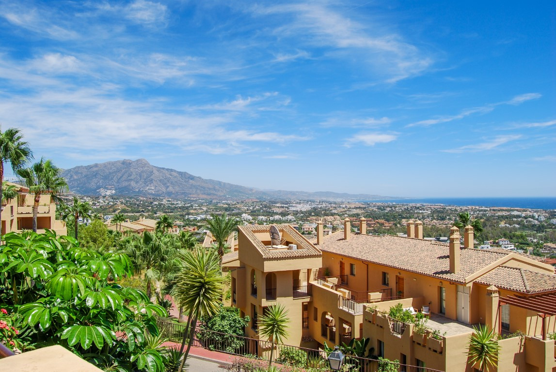 Appartement te koop in El Paraiso | 3 slaapkamers H5147071