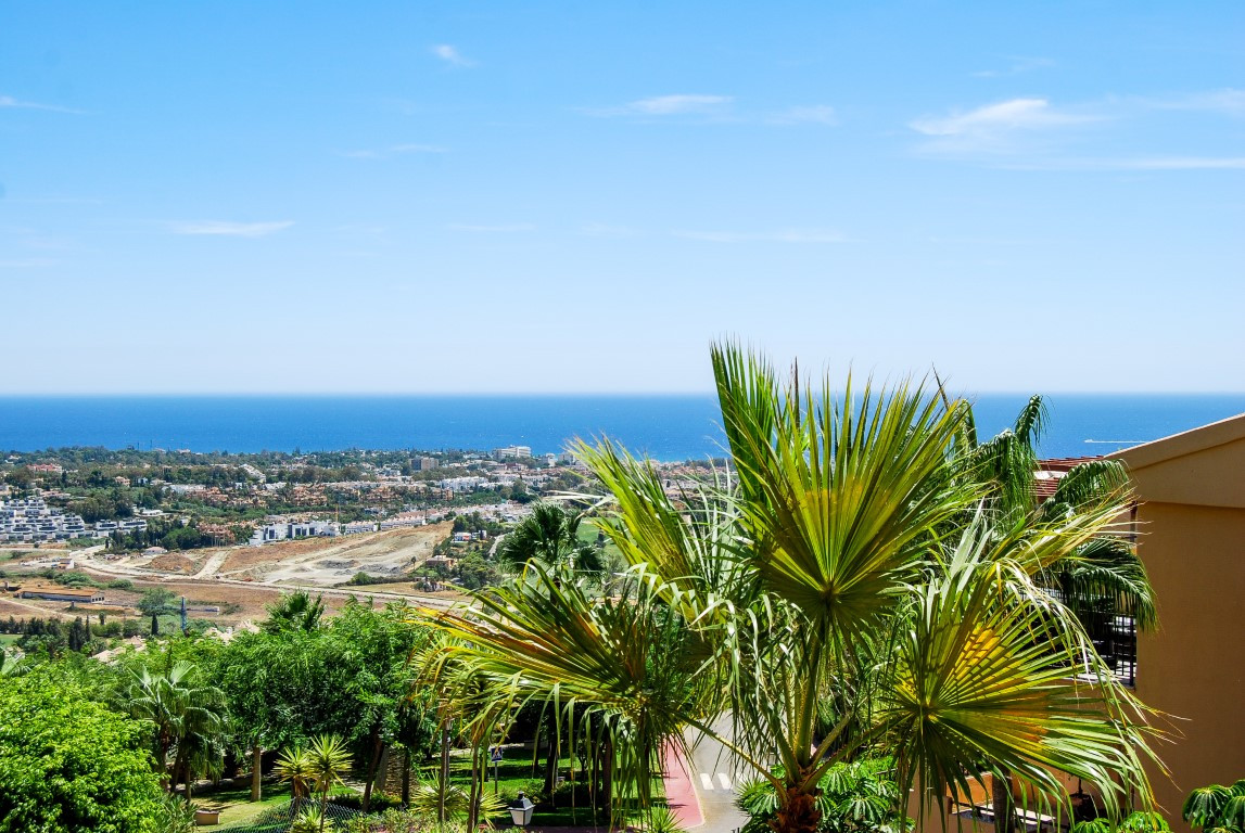 Appartement te koop in El Paraiso | 3 slaapkamers H5147071