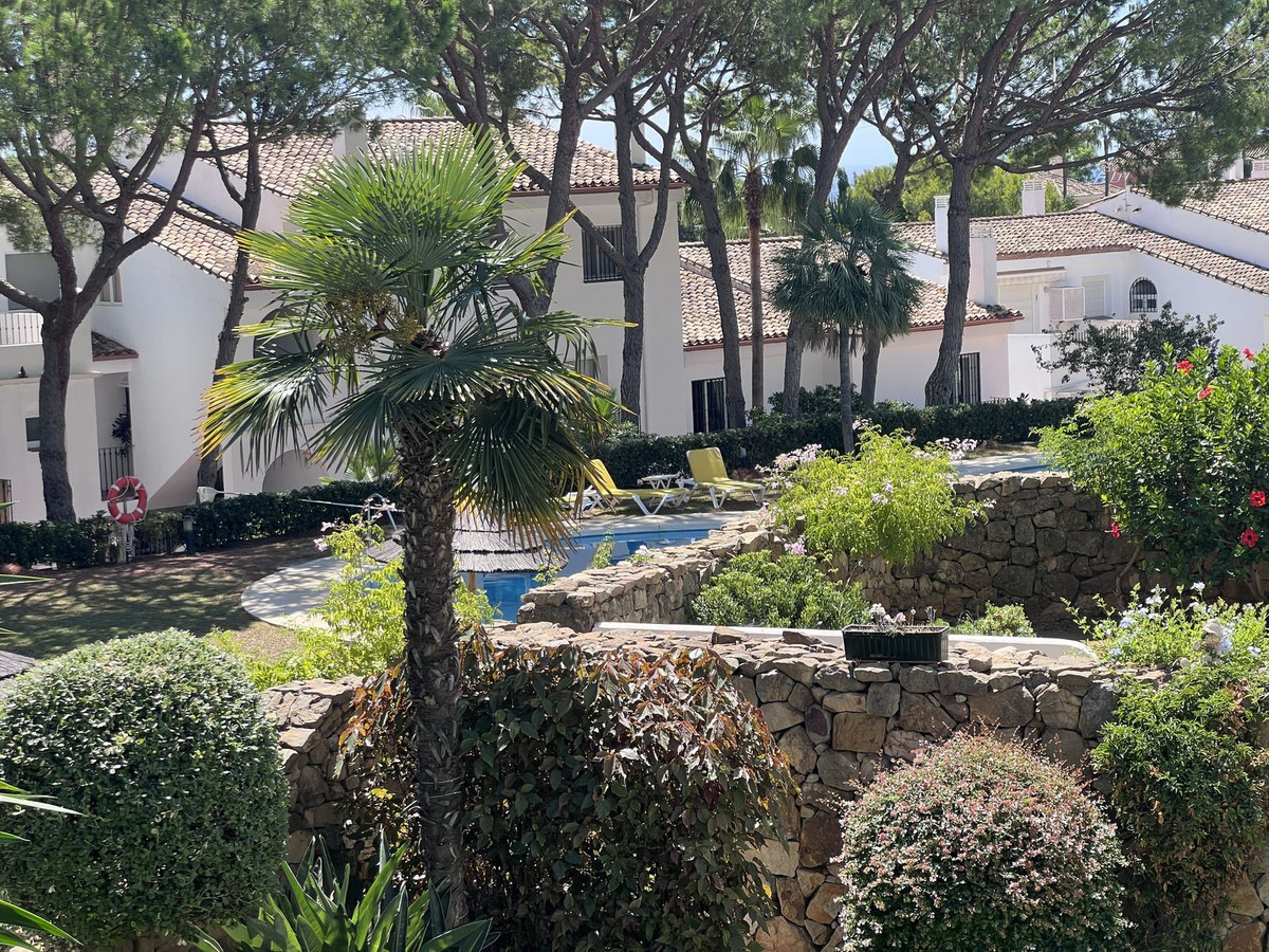 Appartement te koop in El Paraiso | 2 slaapkamers H5147416