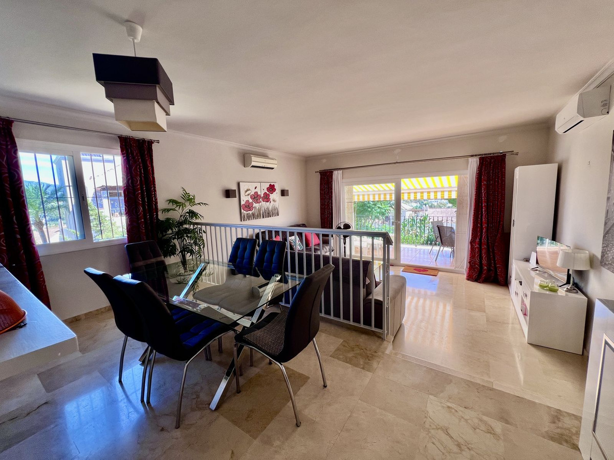 Appartement te koop in El Paraiso | 2 slaapkamers H5147416