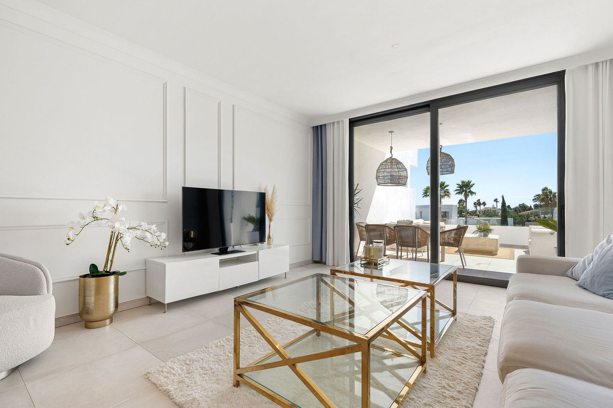 Appartement te koop in El Paraiso | 3 slaapkamers H5147800