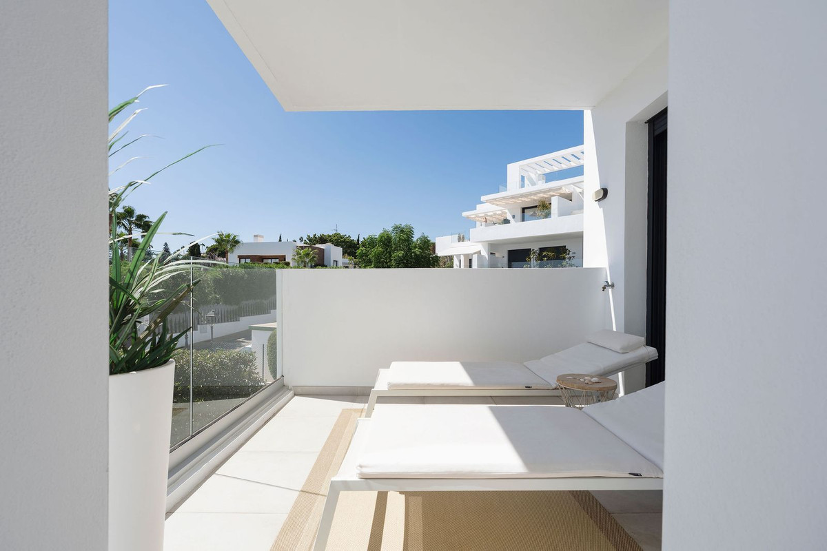 Appartement te koop in El Paraiso | 3 slaapkamers H5147800