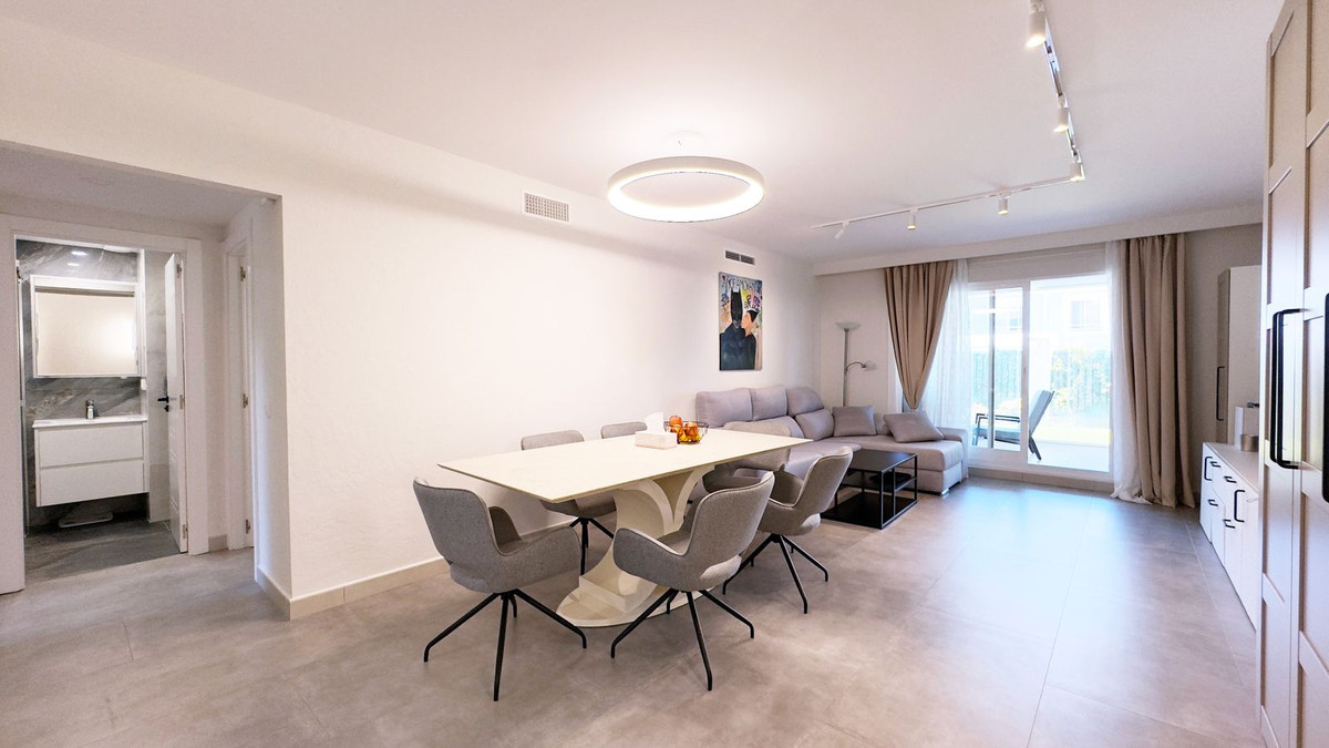 Appartement te koop in El Paraiso | 2 slaapkamers H5148001