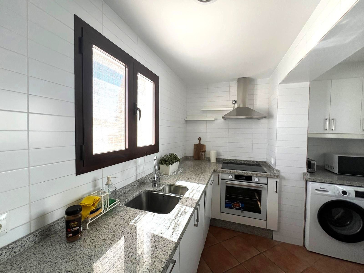 Appartement te koop in El Paraiso | 2 slaapkamers H5150740