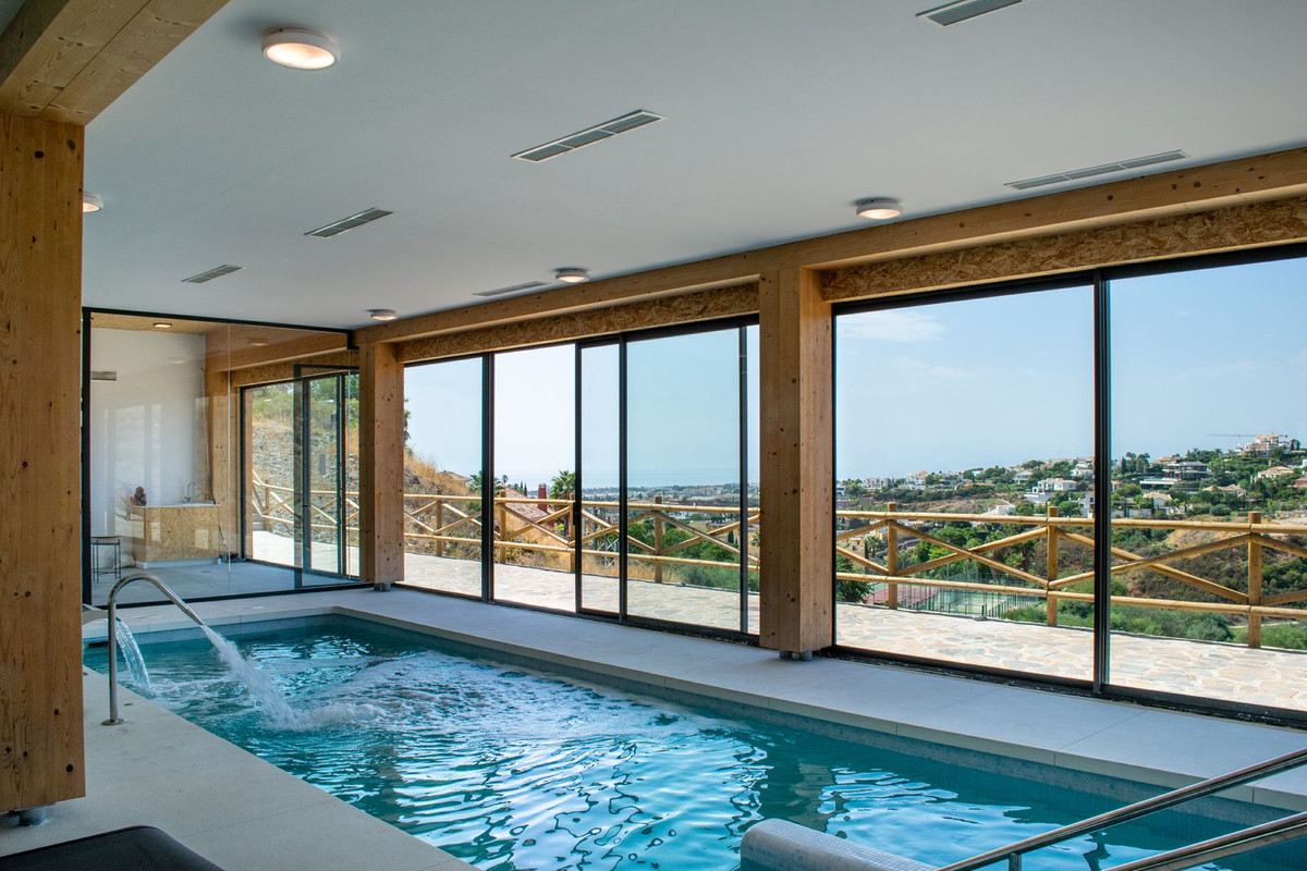 Property main view 80