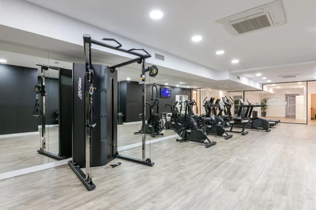 Appartement te koop in El Paraiso | 3 slaapkamers H5244286