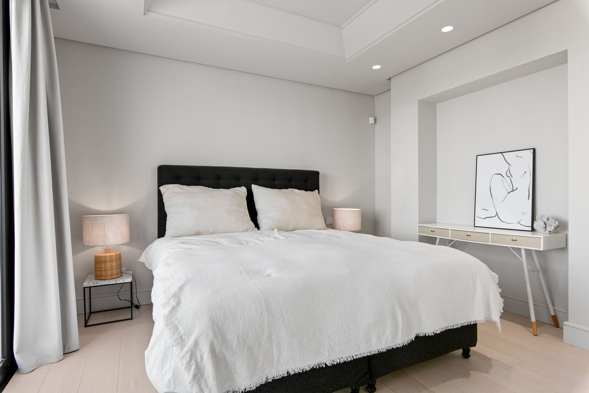 Huis te koop in El Paraiso | 5 slaapkamers H5272369