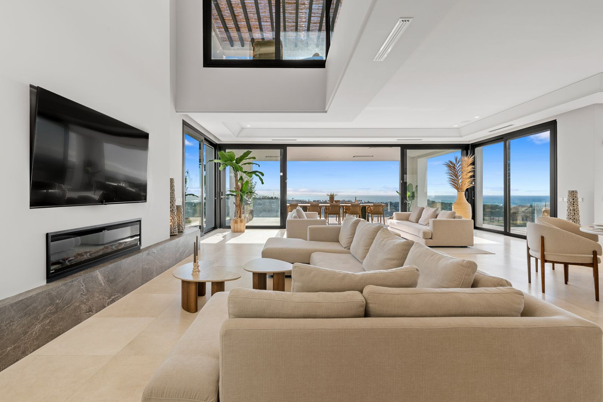 Huis te koop in El Paraiso | 5 slaapkamers H5272369