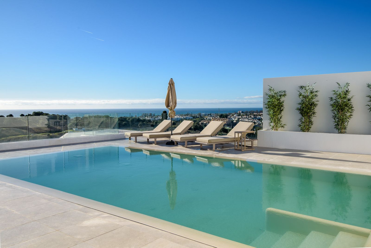 Huis te koop in El Paraiso | 5 slaapkamers H5272369