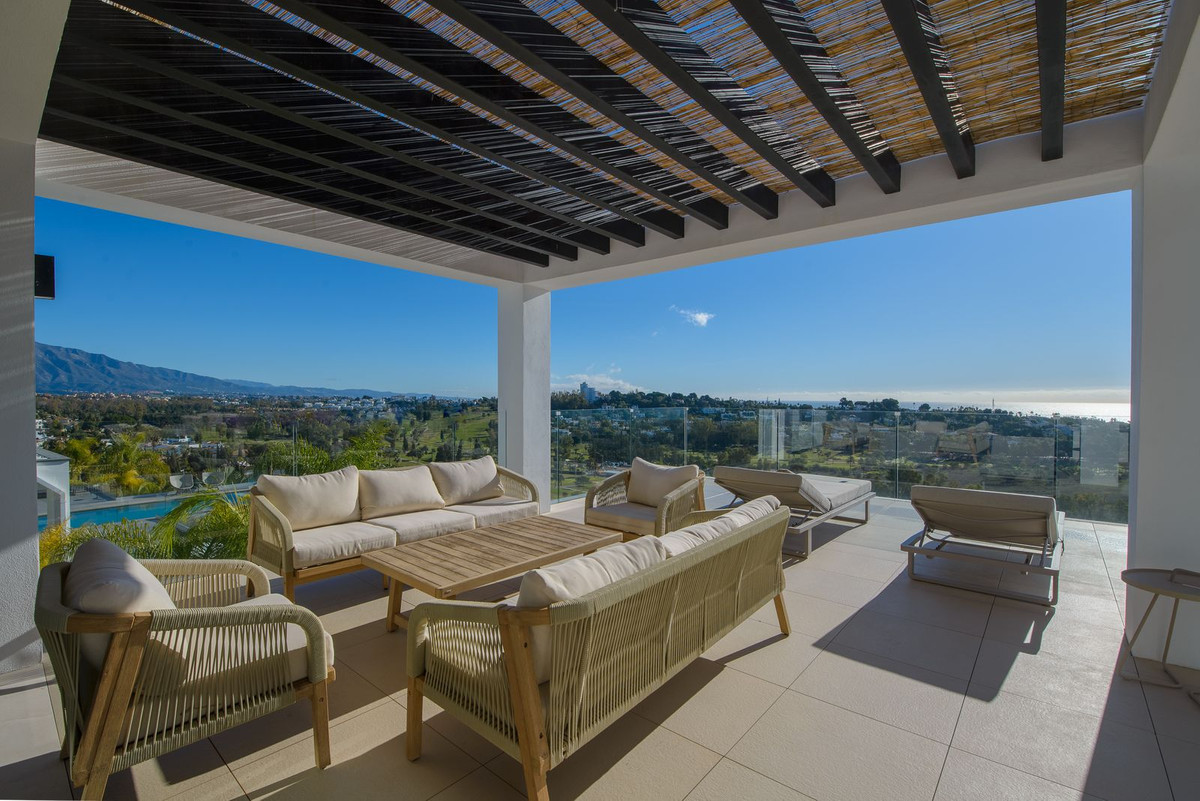 Huis te koop in El Paraiso | 5 slaapkamers H5272369