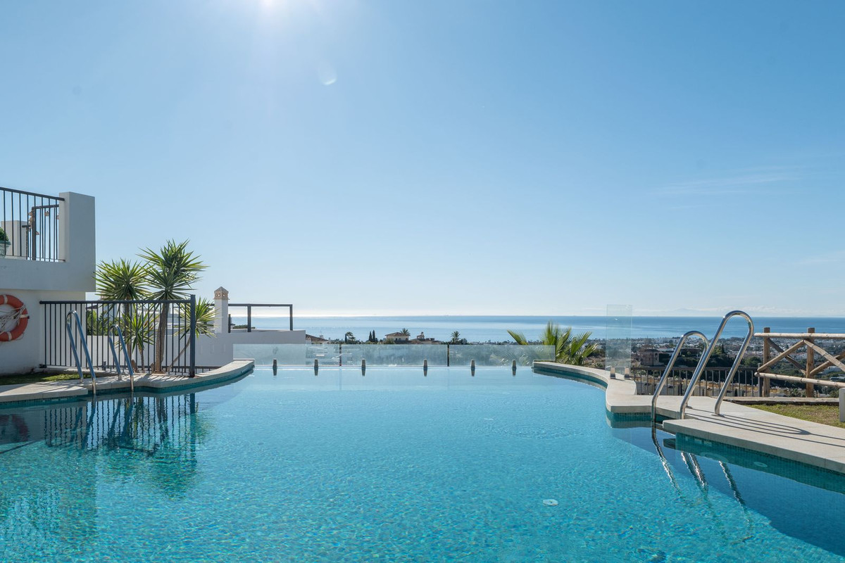 Appartement te koop in El Paraiso | 3 slaapkamers H5287063