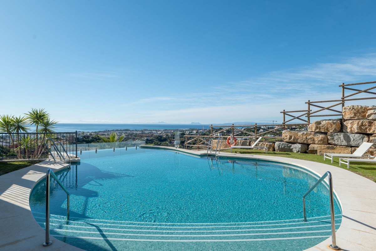 Appartement te koop in El Paraiso | 3 slaapkamers H5287063