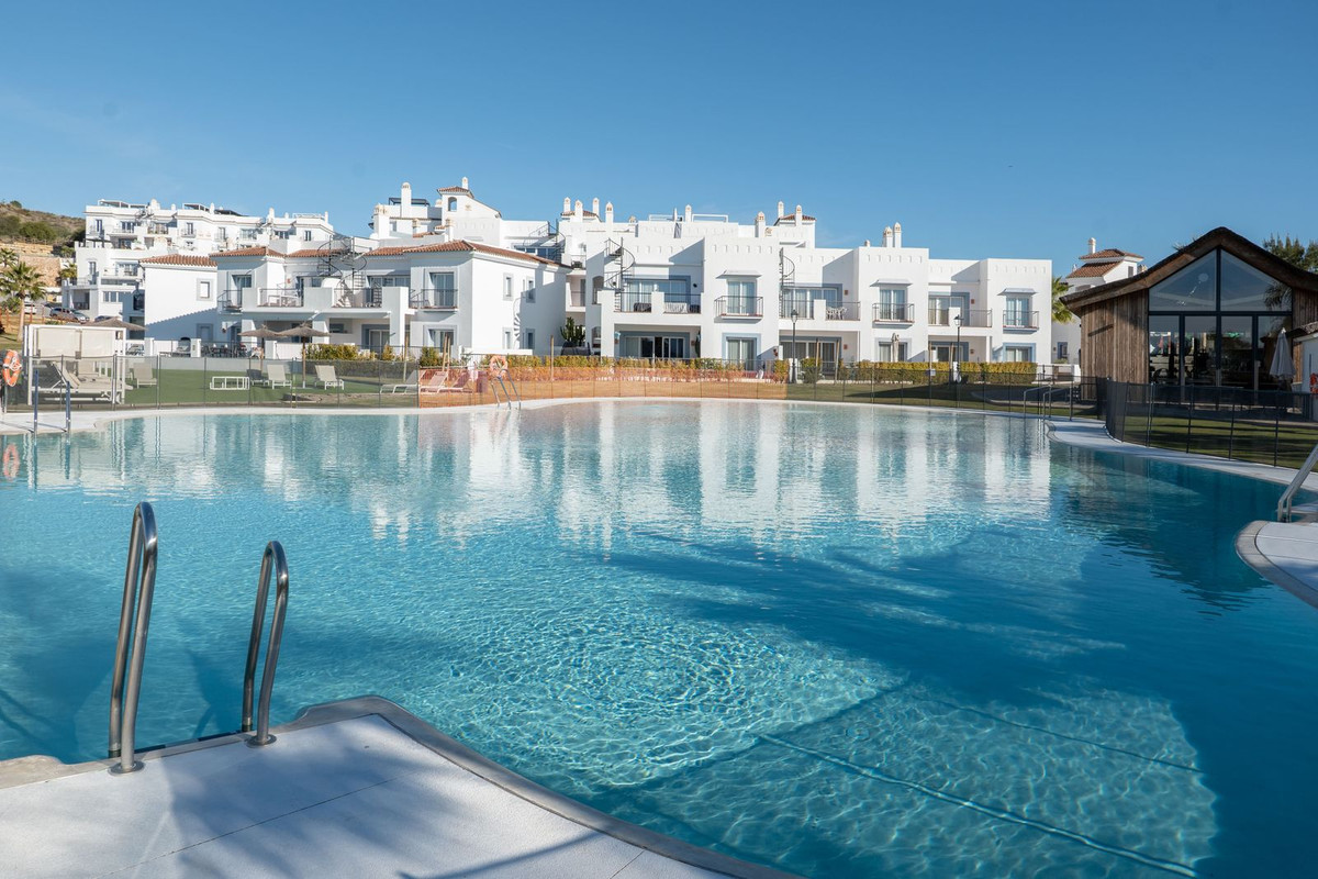 Appartement te koop in El Paraiso | 3 slaapkamers H5287063