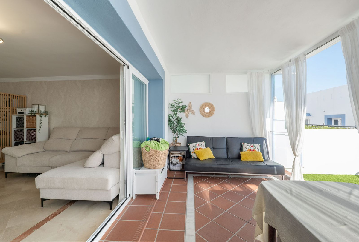 Appartement te koop in El Paraiso | 3 slaapkamers H5287063