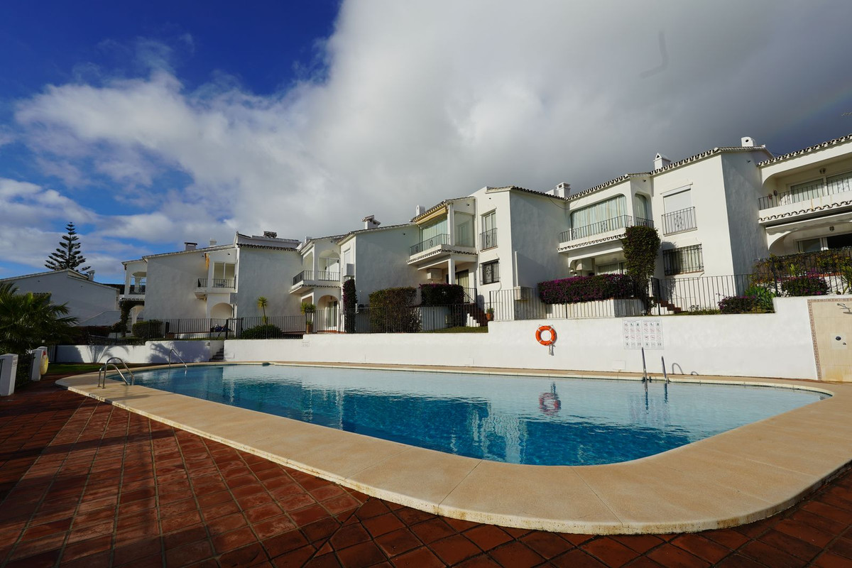 Appartement te koop in El Paraiso | 2 slaapkamers H5292130