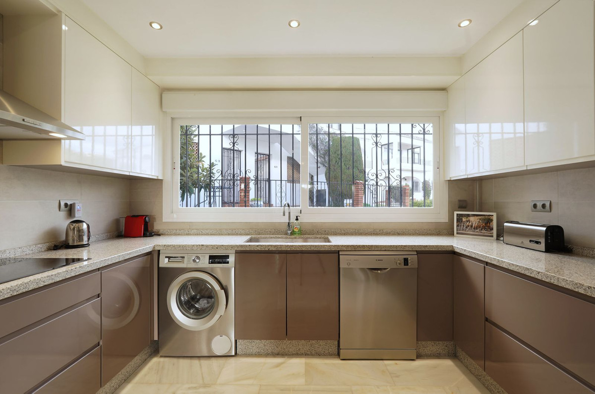 Appartement te koop in El Paraiso | 2 slaapkamers H5292130