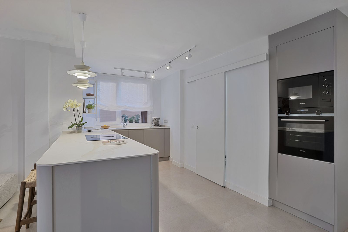 Appartement te koop in El Paraiso | 2 slaapkamers H5305687