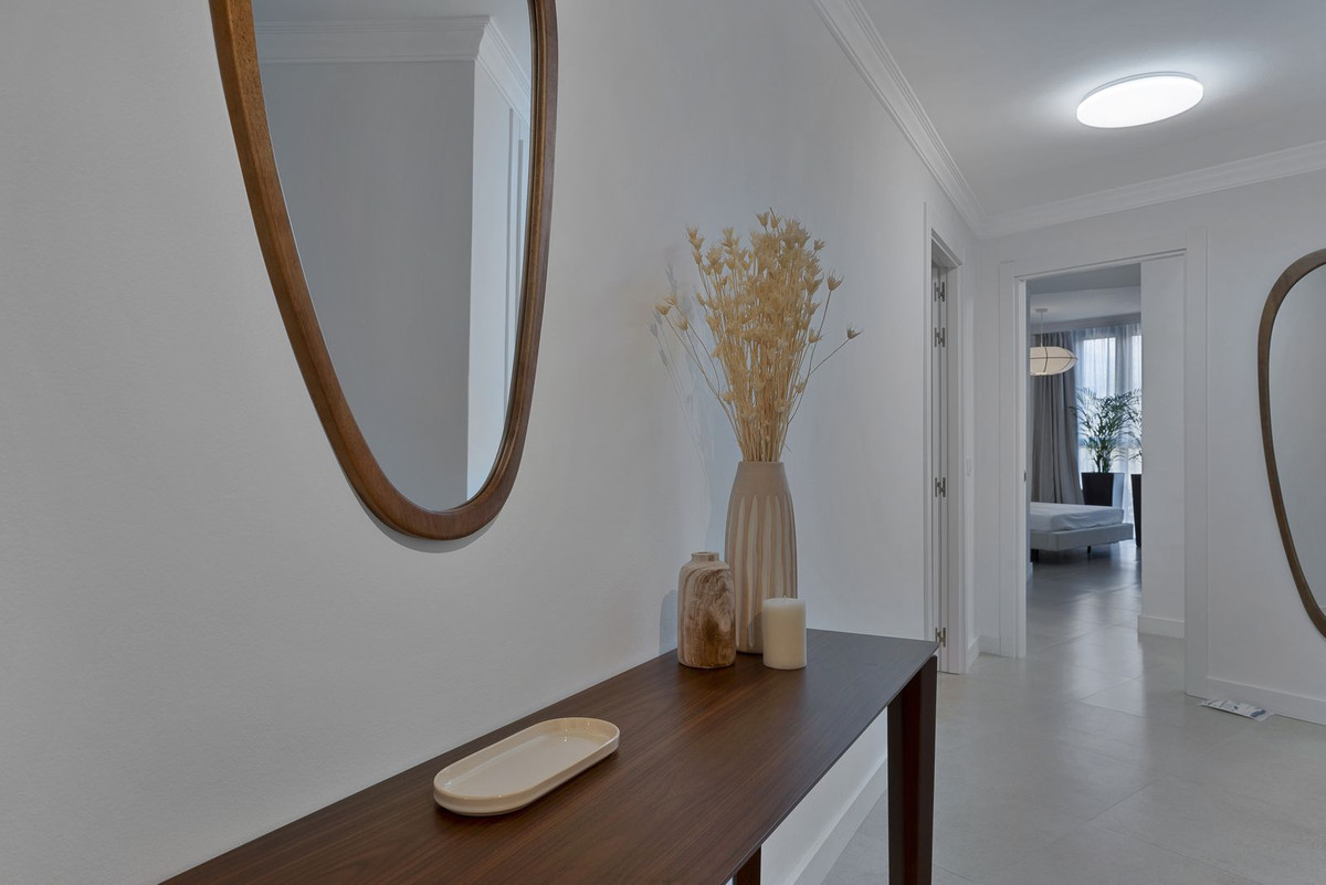 Appartement te koop in El Paraiso | 2 slaapkamers H5305687