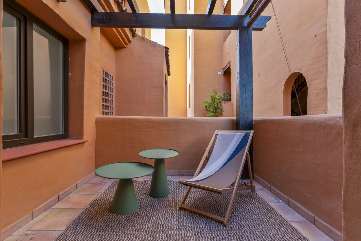 Appartement te koop in El Paraiso | 2 slaapkamers H5305687