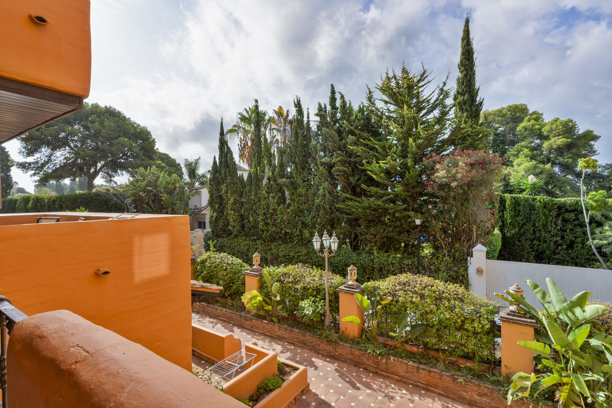 Appartement te koop in El Paraiso | 2 slaapkamers H5305687