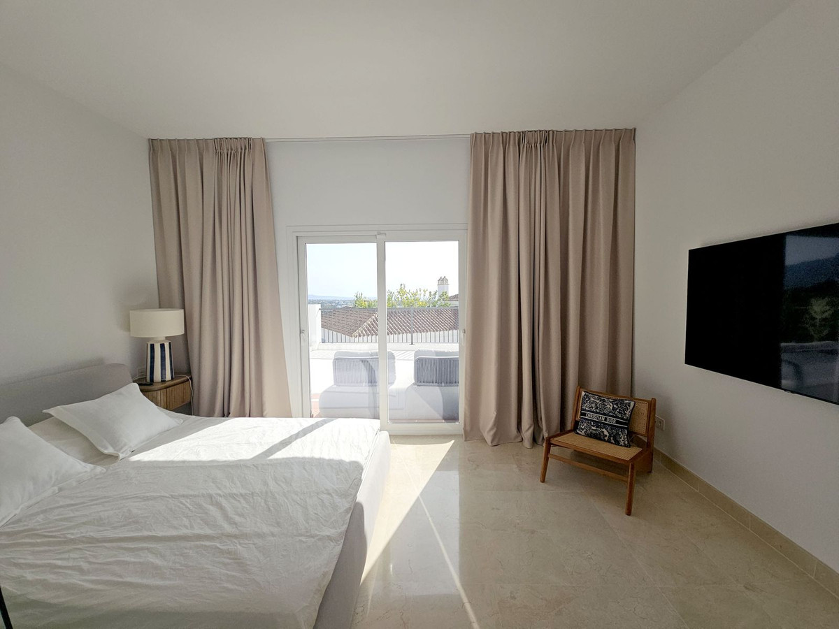 Appartement te koop in El Paraiso | 3 slaapkamers H5346361