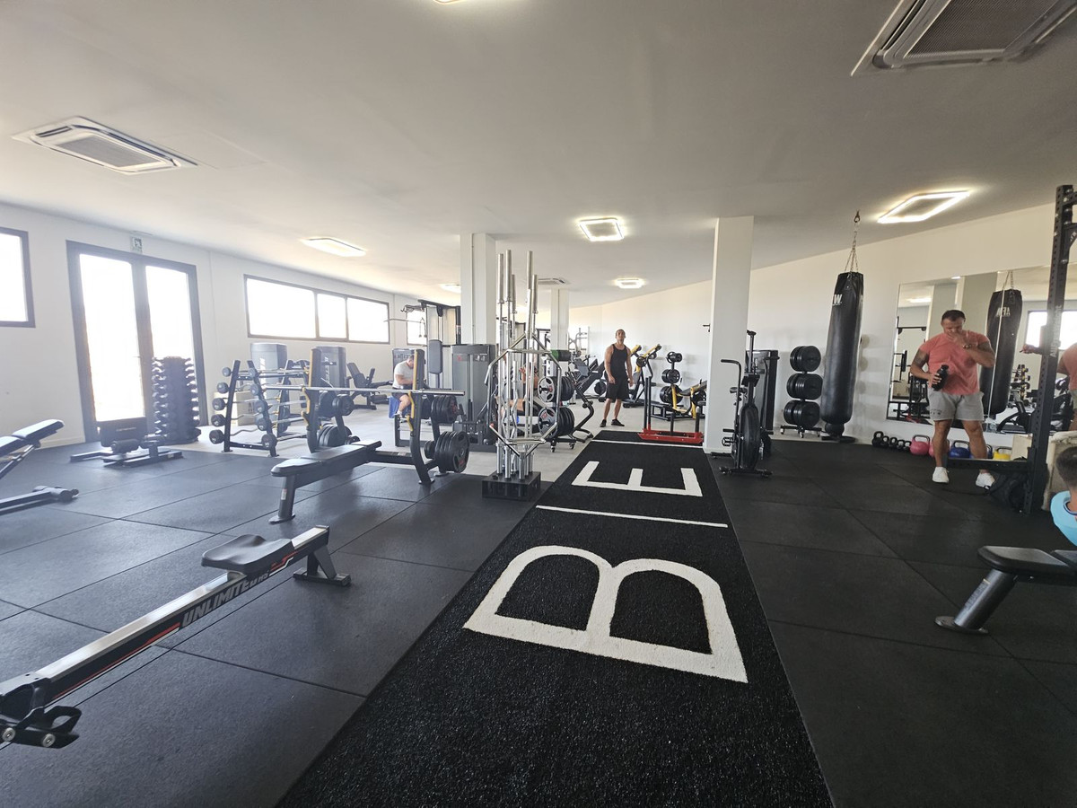 Appartement te koop in El Paraiso | 3 slaapkamers H5346361