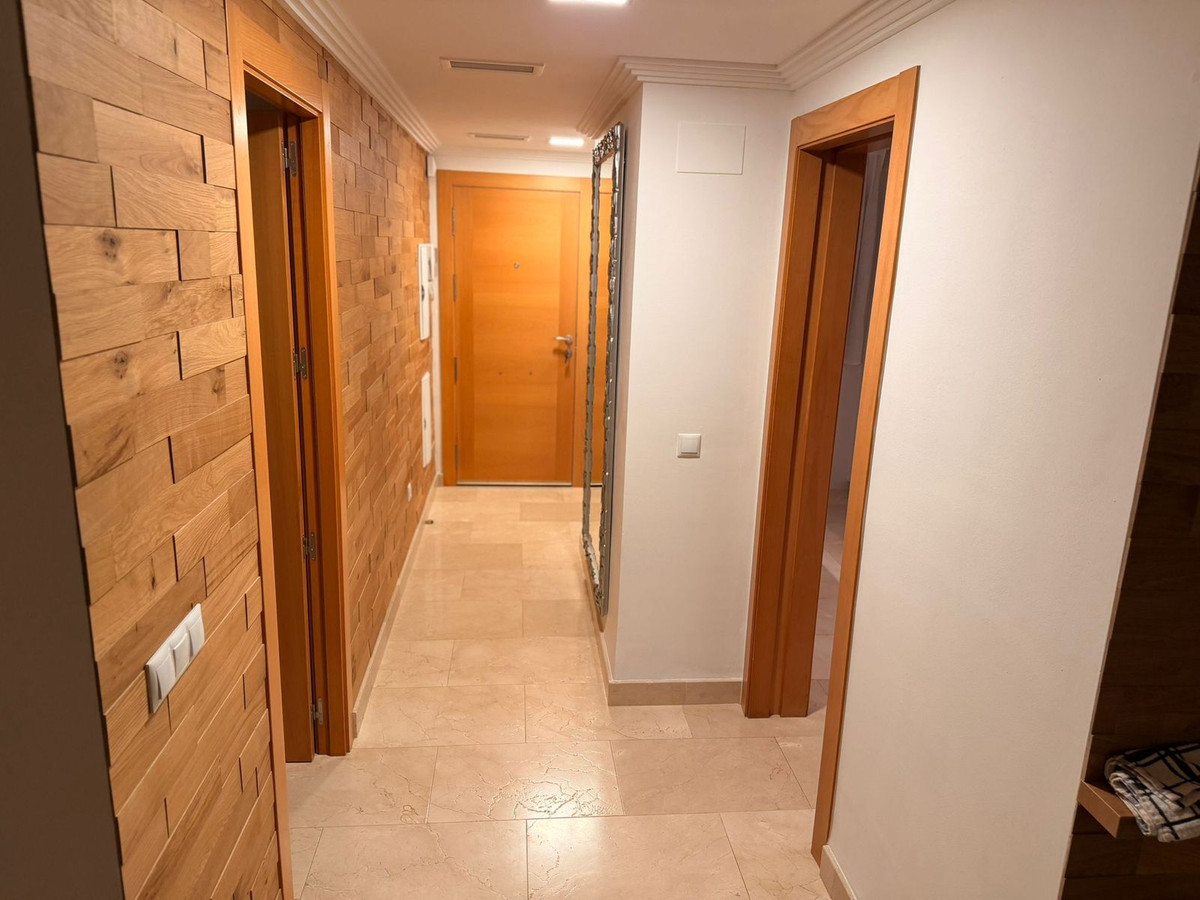 Appartement te koop in El Paraiso | 2 slaapkamers H5346442