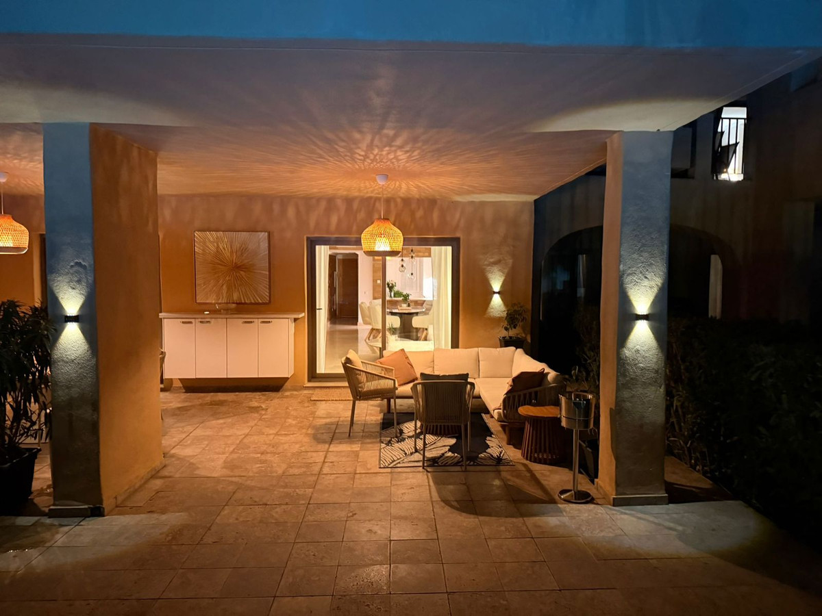 Appartement te koop in El Paraiso | 2 slaapkamers H5346442